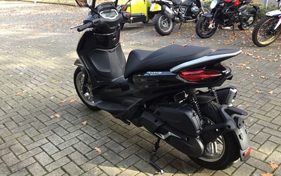 Neufahrzeug Piaggio Beverly 400 - Bild 5