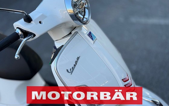 Gebrauchtmotorrad Vespa GTS 300 - Bild 4