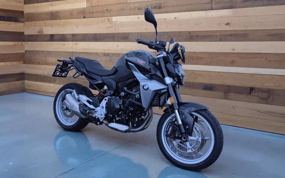 Gebrauchtmotorrad BMW F 900 R - Bild 1