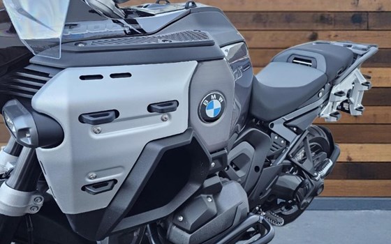 Gebrauchtmotorrad BMW R 1300 GS Adventure - Bild 2