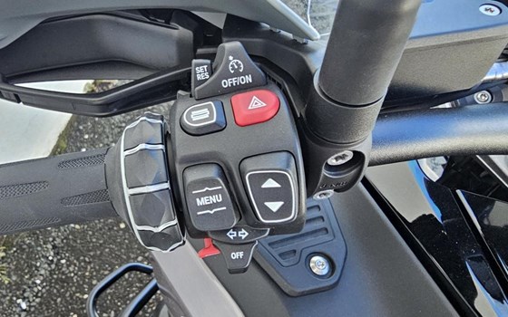 Gebrauchtmotorrad BMW R 1300 GS Adventure - Bild 6