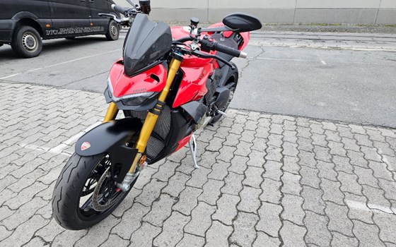 Gebrauchtmotorrad Ducati Streetfighter V4 S - Bild 4