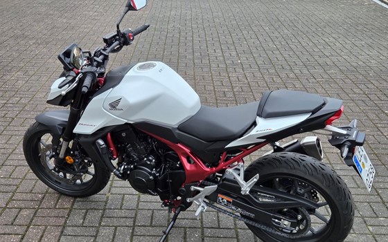 Gebrauchtmotorrad Honda CB750 Hornet - Bild 3