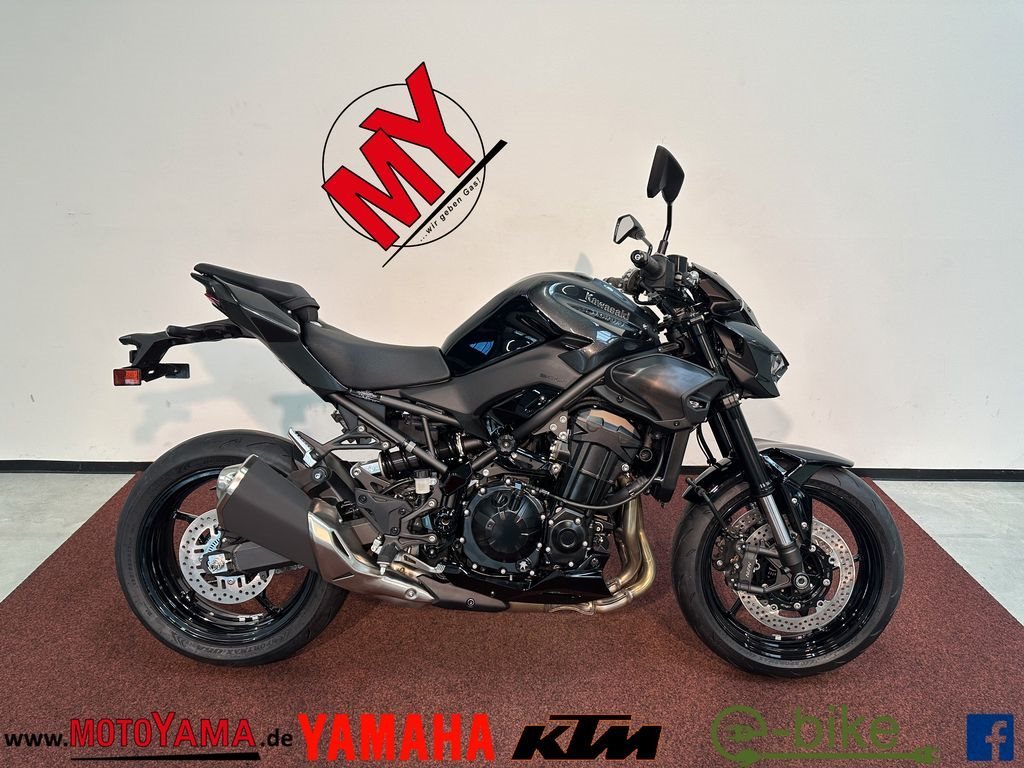 Kawasaki Z900 