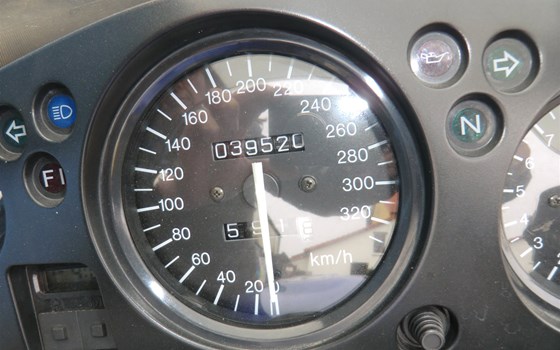 Gebrauchtmotorrad Honda CBR 1100 XX Super Blackbird - Bild 6