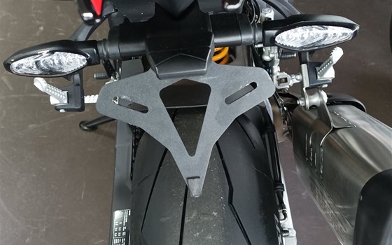 Gebrauchtmotorrad Aprilia Tuono V4 1100 Factory - Bild 4