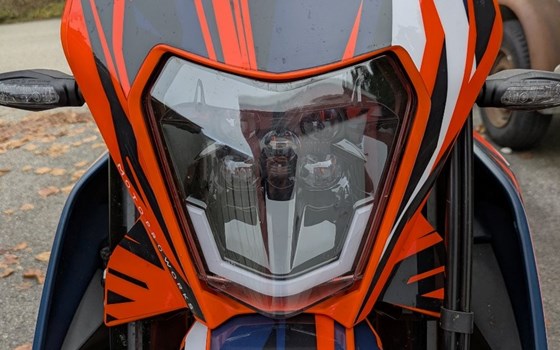 Gebrauchtmotorrad KTM 690 SMC R - Bild 1
