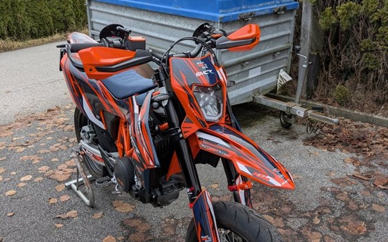 Gebrauchtmotorrad KTM 690 SMC R - Bild 9