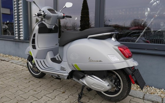 Gebrauchtmotorrad Vespa GTS 300 Super Tech - Bild 6