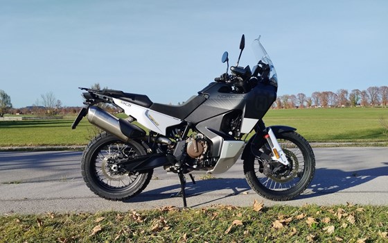 Gebrauchtmotorrad Husqvarna Norden 901 - Bild 1