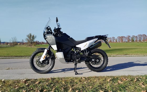 Gebrauchtmotorrad Husqvarna Norden 901 - Bild 10
