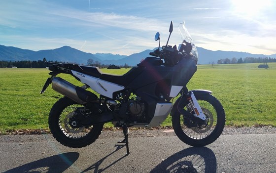 Gebrauchtmotorrad Husqvarna Norden 901 - Bild 3