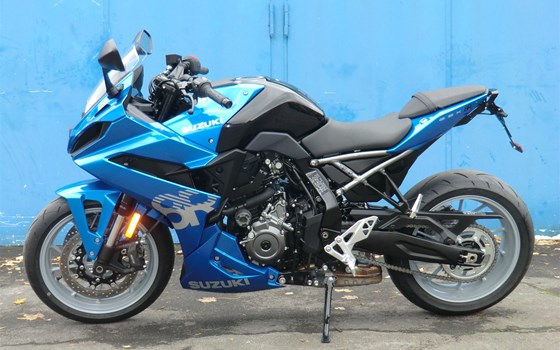 Gebrauchtmotorrad Suzuki GSX-8R - Bild 1