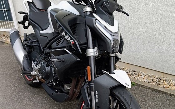 Gebrauchtmotorrad CFMOTO 450NK - Bild 3