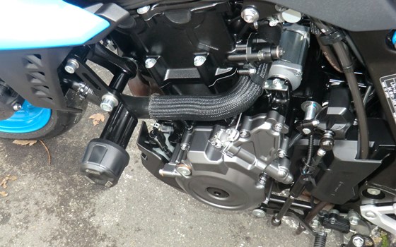 Gebrauchtmotorrad Suzuki GSX-8S - Bild 2