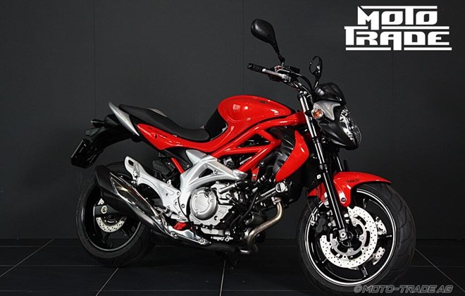 Suzuki SFV 650 Gladius