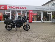 Honda NT1100 DCT Electronic Suspension