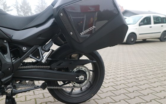 Gebrauchtmotorrad Honda NT1100 DCT Electronic Suspension - Bild 11