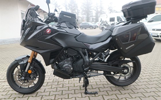 Gebrauchtmotorrad Honda NT1100 DCT Electronic Suspension - Bild 4