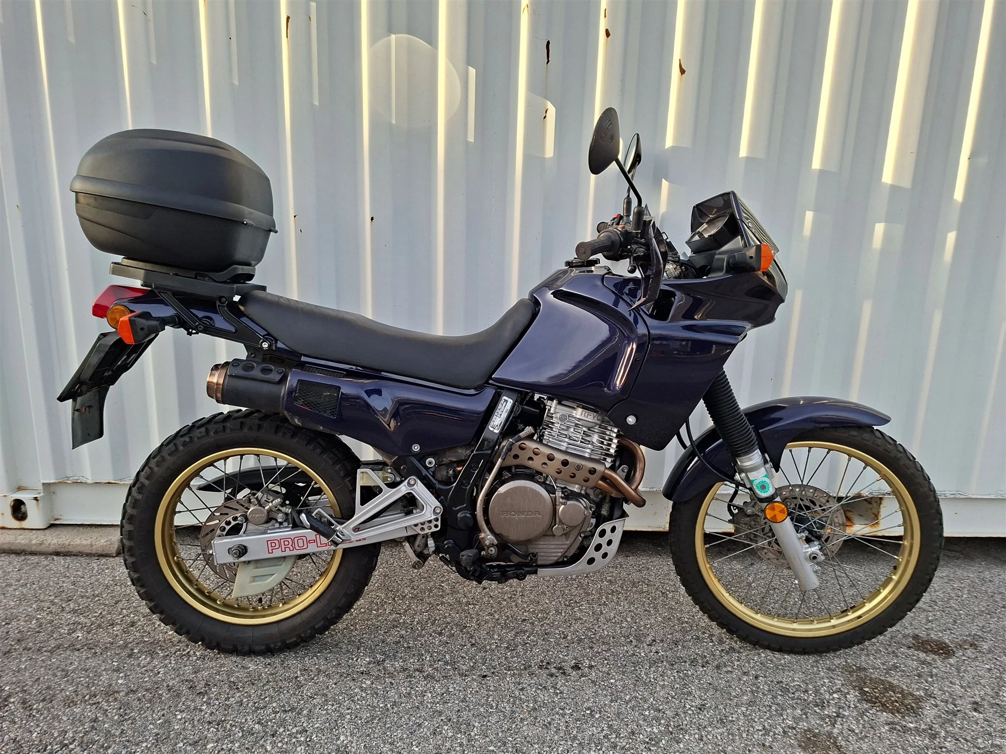Honda NX 500 Dominator