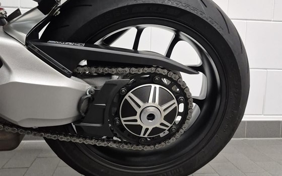 Gebrauchtmotorrad Honda CB 1000 R - Bild 20