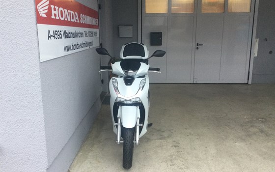 Gebrauchtmotorrad Honda SH125i - Bild 7