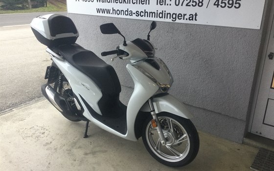 Gebrauchtmotorrad Honda SH125i - Bild 3