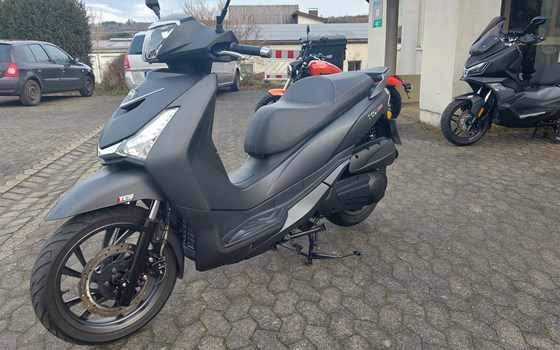 Gebrauchtmotorrad Sym HD 300 - Bild 1