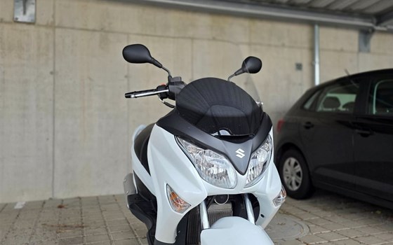 Gebrauchtmotorrad Suzuki Burgman 125 - Bild 5