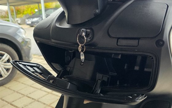 Gebrauchtmotorrad Suzuki Burgman 125 - Bild 7