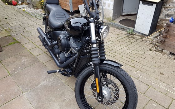 Gebrauchtmotorrad Harley-Davidson Softail Street Bob FXBB - Bild 2