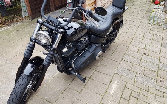 Gebrauchtmotorrad Harley-Davidson Softail Street Bob FXBB - Bild 7