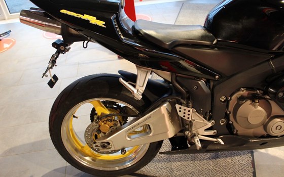 Gebrauchtmotorrad Honda CBR600RR - Bild 11