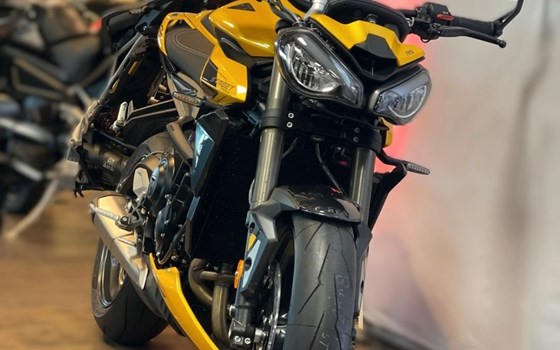 Gebrauchtmotorrad Triumph Street Triple RS - Bild 3