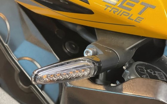 Gebrauchtmotorrad Triumph Street Triple RS - Bild 5