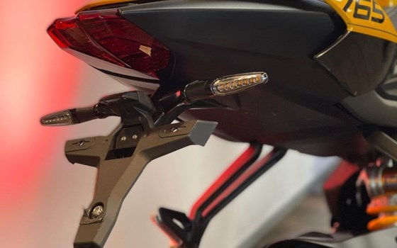 Gebrauchtmotorrad Triumph Street Triple RS - Bild 6