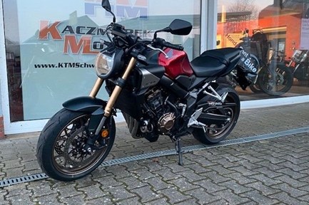 Honda CB650R E-Clutch