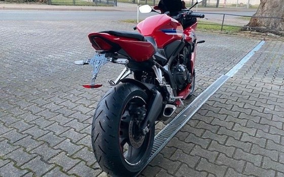 Gebrauchtmotorrad Honda CBR650R - Bild 11