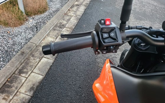 Neufahrzeug KTM 790 Duke L - Bild 11