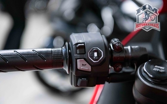 Gebrauchtmotorrad Honda CBR650R - Bild 6