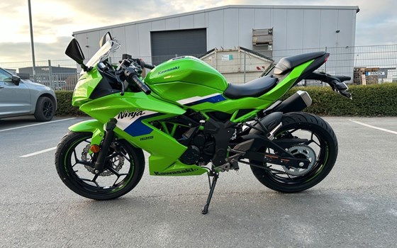 Neufahrzeug Kawasaki Ninja 125 - Bild 4