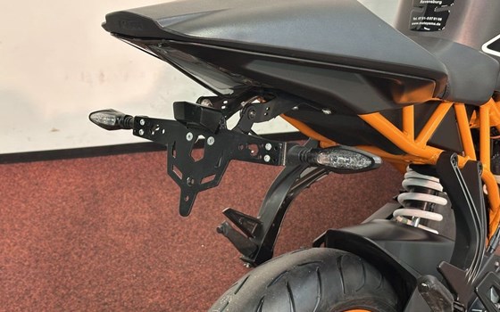 Gebrauchtmotorrad KTM RC 125 - Bild 9