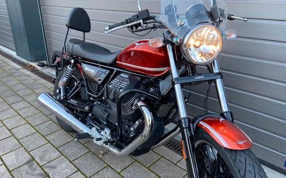 Gebrauchtmotorrad Moto Guzzi V9 Bobber Centenario - Bild 6