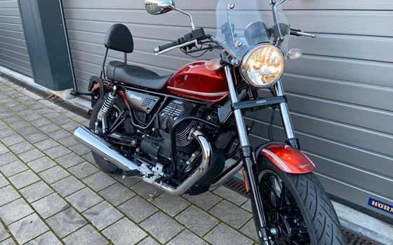 Gebrauchtmotorrad Moto Guzzi V9 Bobber Centenario - Bild 8