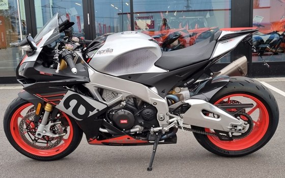Gebrauchtmotorrad Aprilia RSV4 RR - Bild 1