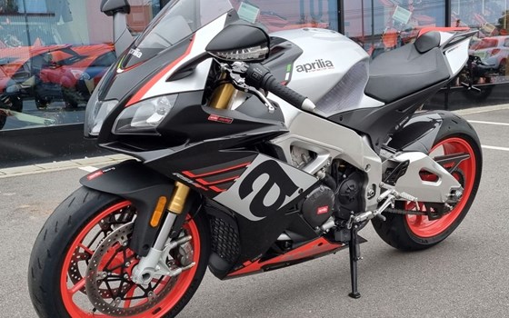 Gebrauchtmotorrad Aprilia RSV4 RR - Bild 2