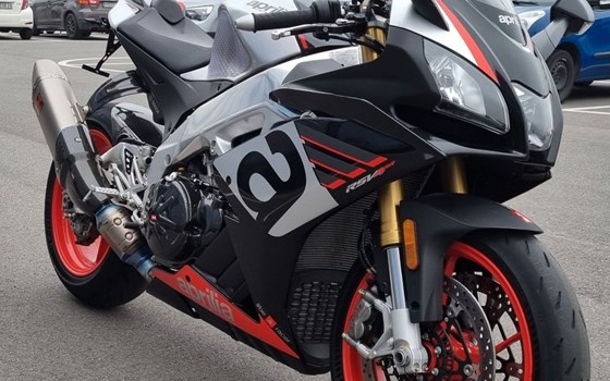 Gebrauchtmotorrad Aprilia RSV4 RR - Bild 4