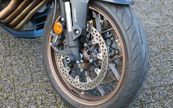 Gebrauchtmotorrad Honda CB650R - Bild 8