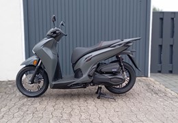 Neumotorrad Honda SH350i