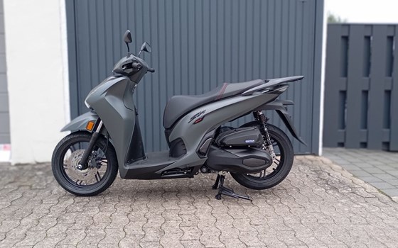 Neufahrzeug Honda SH350i - Bild 1